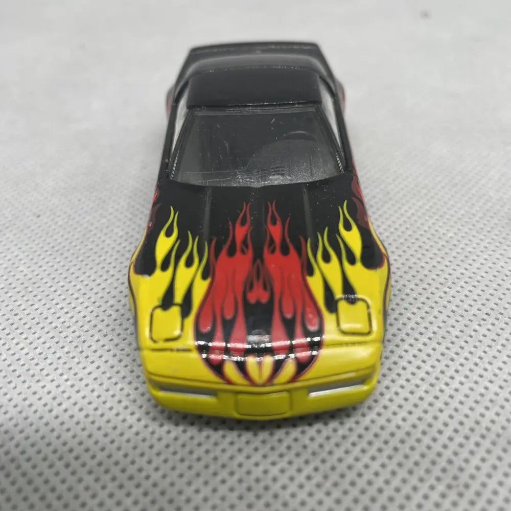 95 CHEVY CORVETTE ZR1 FLAMED ADULT COLLECTIBLE 164 DIECAST LIMITED EDITION
