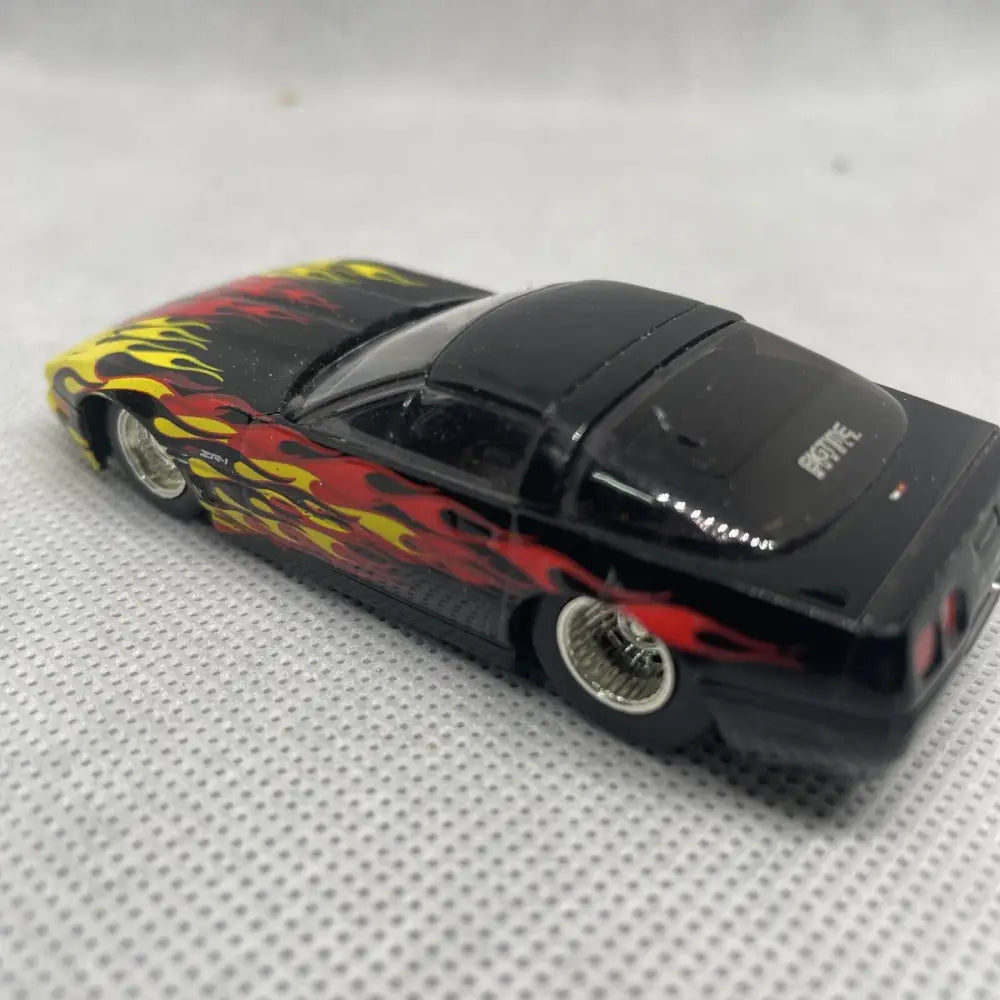 95 CHEVY CORVETTE ZR1 FLAMED ADULT COLLECTIBLE 164 DIECAST LIMITED EDITION