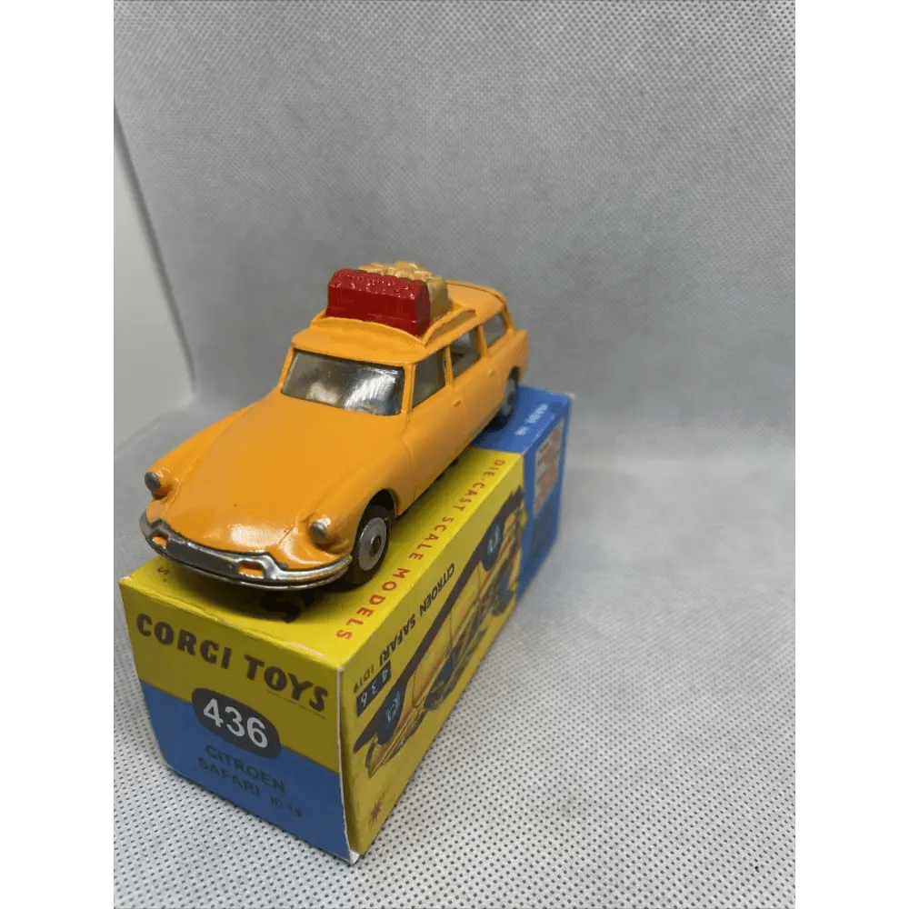 Yellow Citroen Safari toy car with red roof - Corgi 436 Collectable