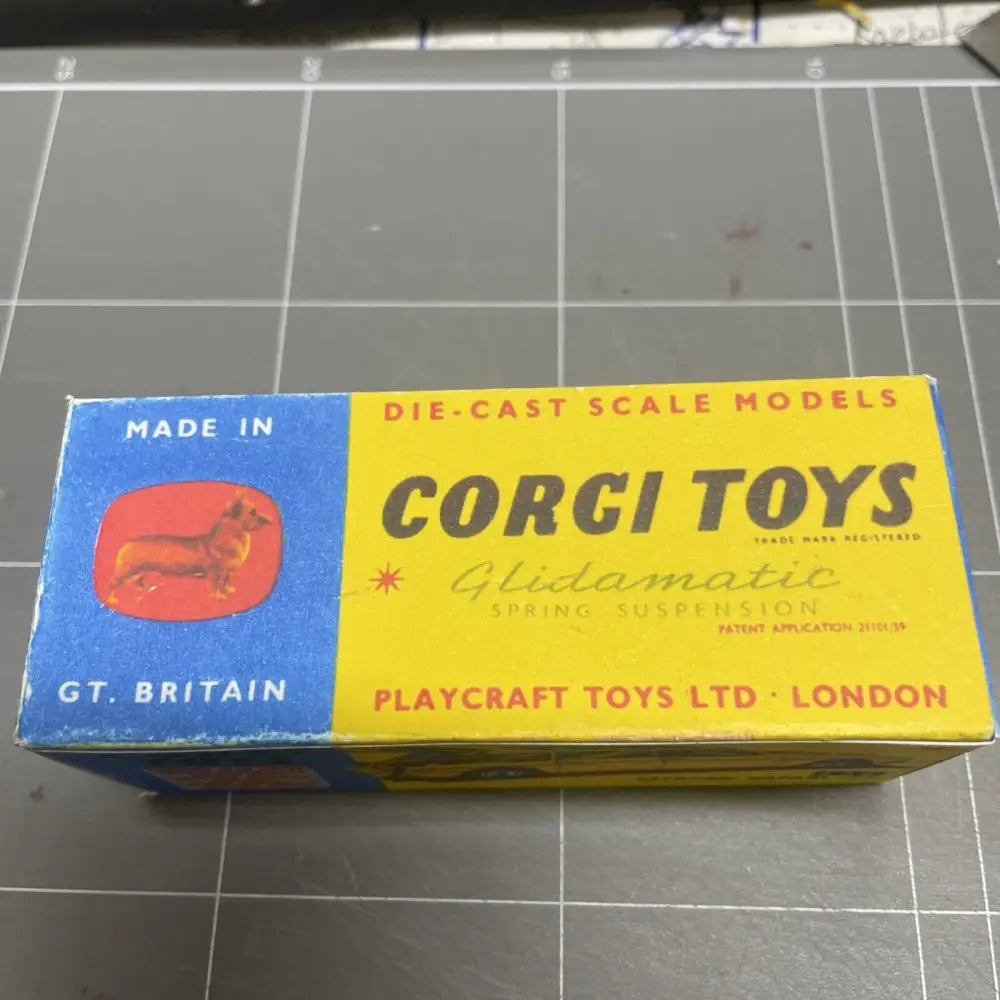 Corgi Toys Citroen Safari No 436 Repro Box on Table