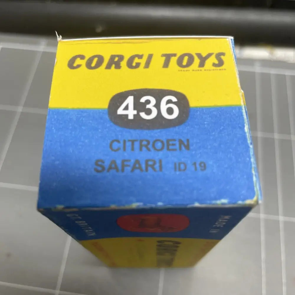 Corgi Toys Citroen Safari No 436 Repro Box on table