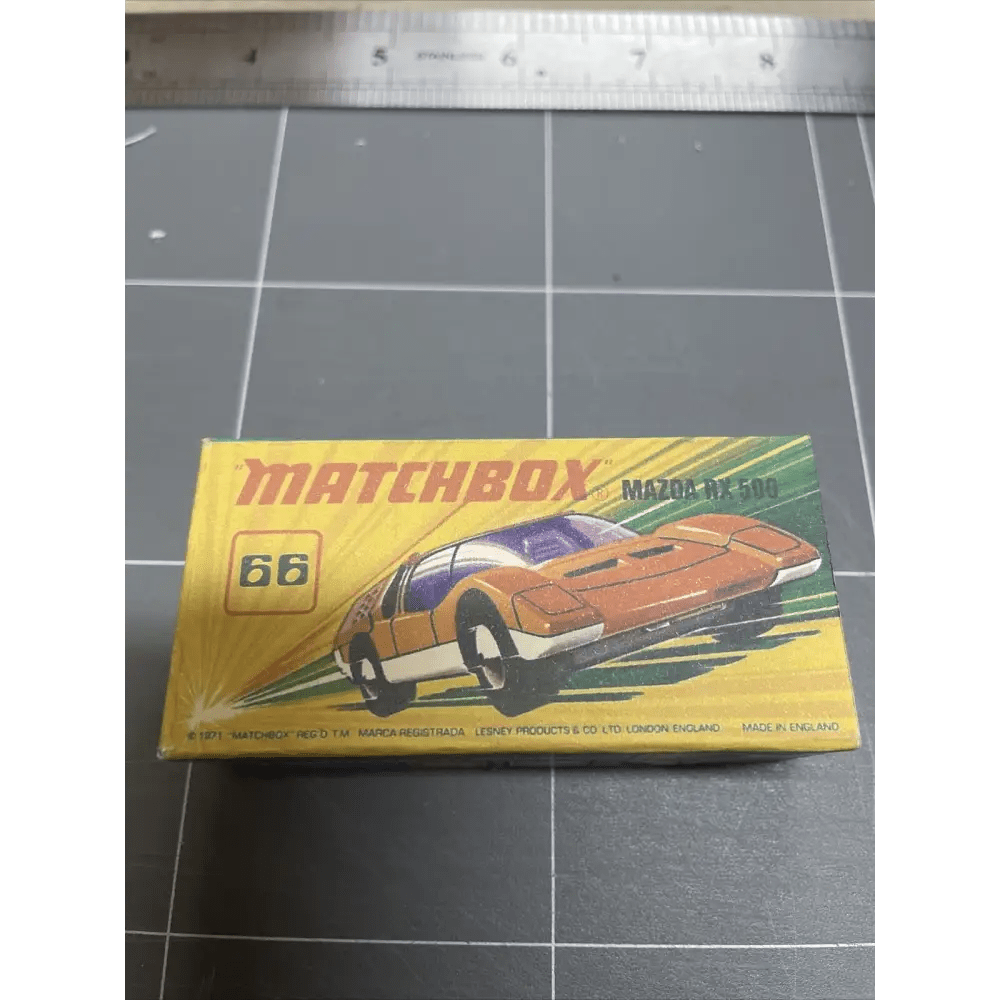 Matchbox Lesney Superfast 66 e Mazda RX 500 I Style Repro Box